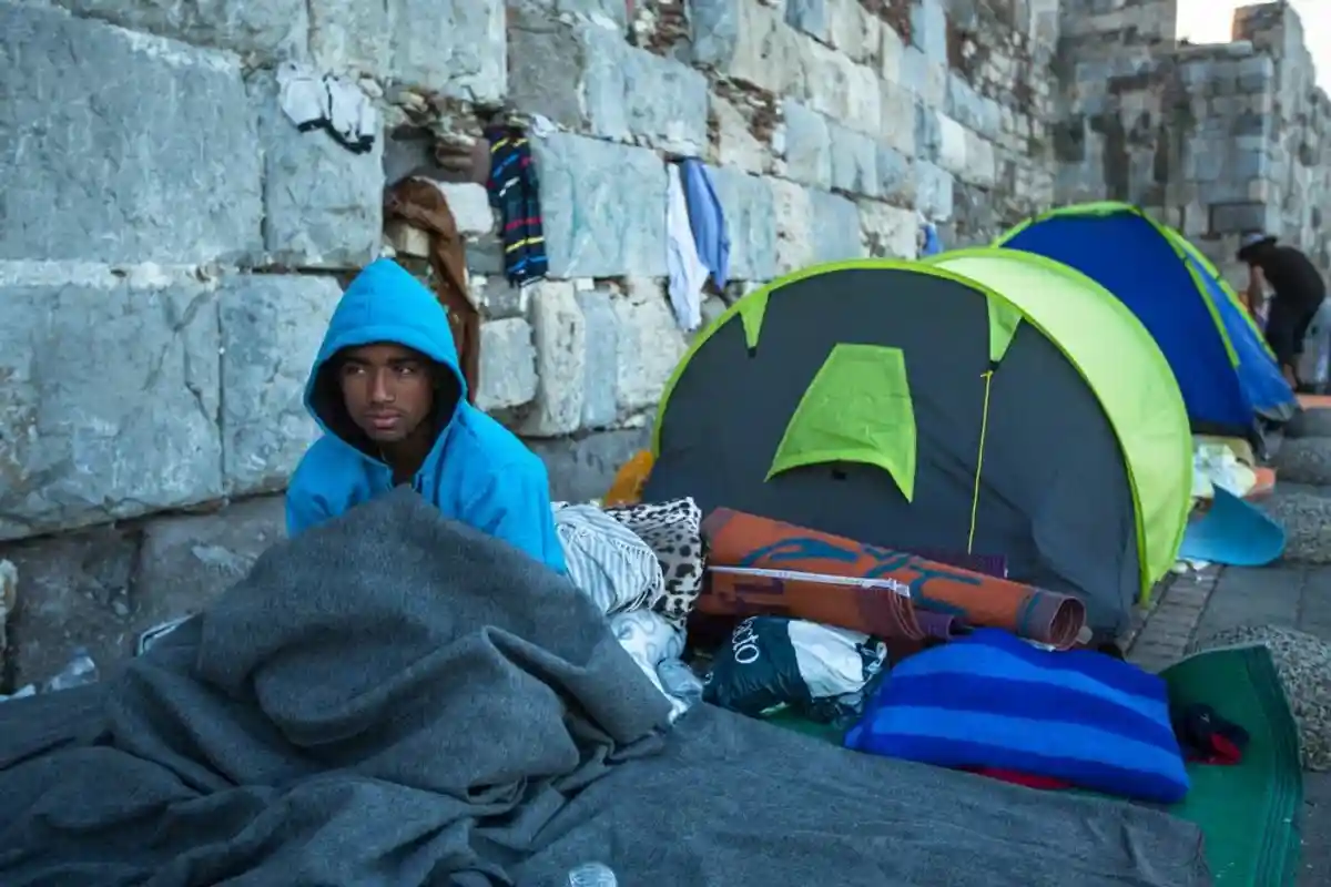 Прибывших из Греции мигрантов можно будет возвращать назад фото 1