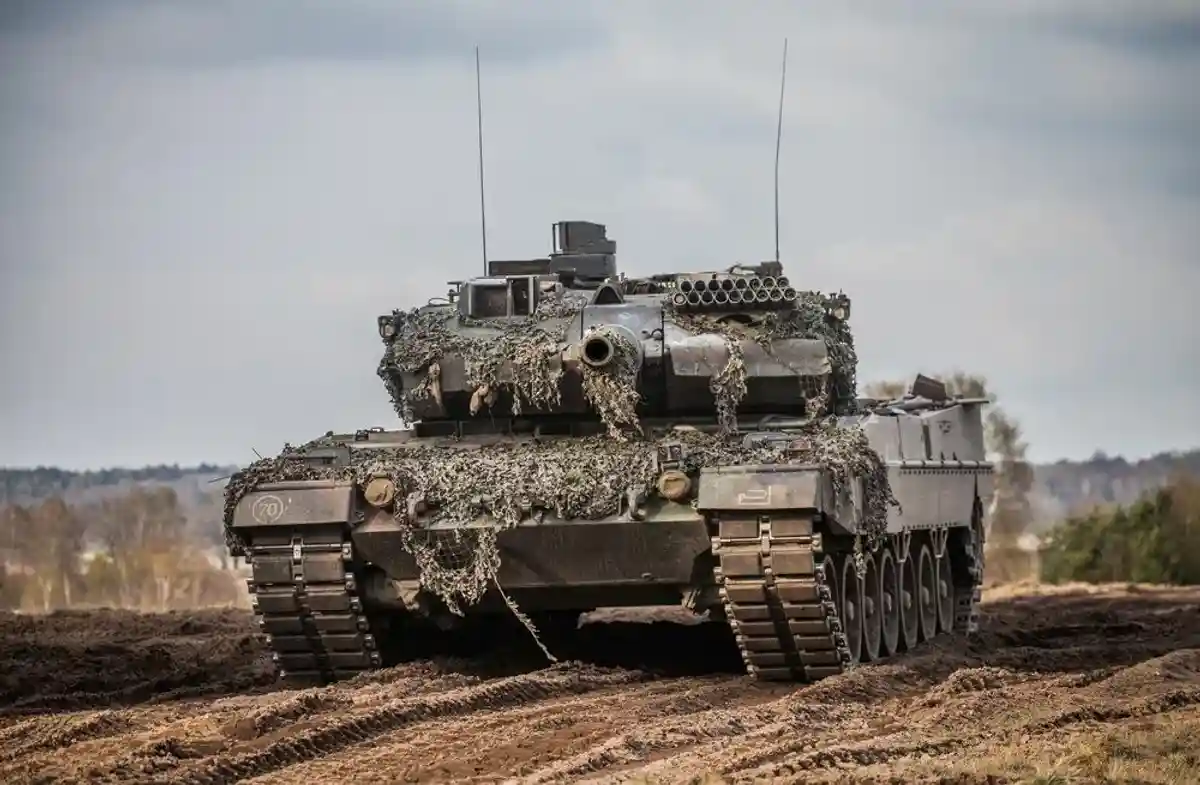 Боевики ИГИЛ уничтожили десять немецких танков Леопард фото 1