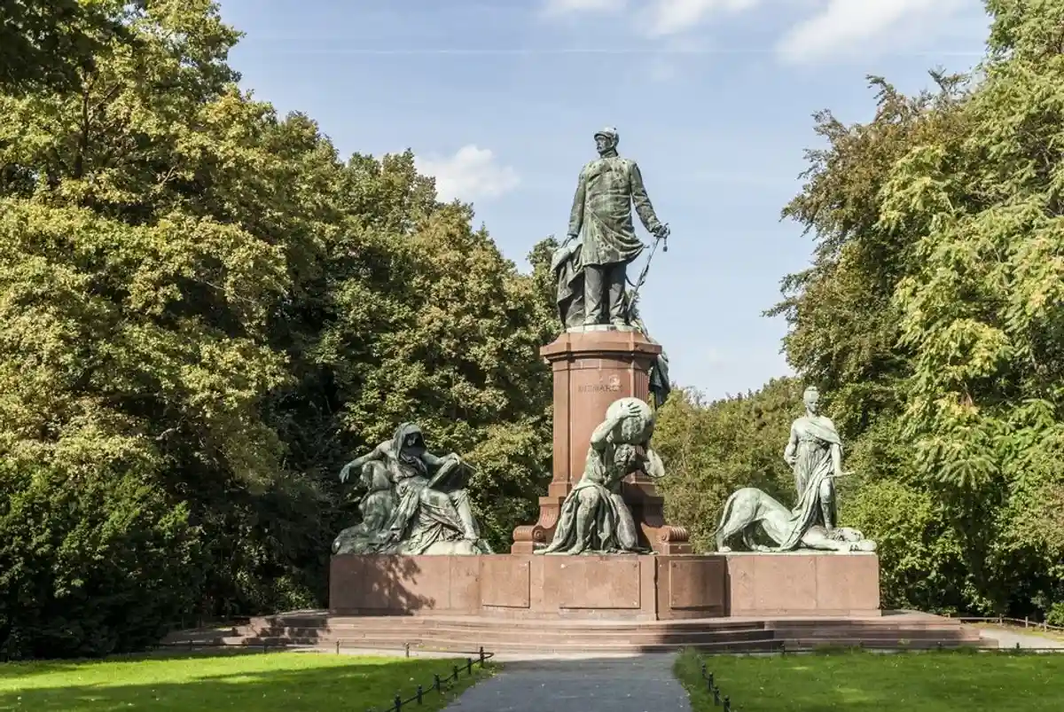 Какие памятники нужны немцам?