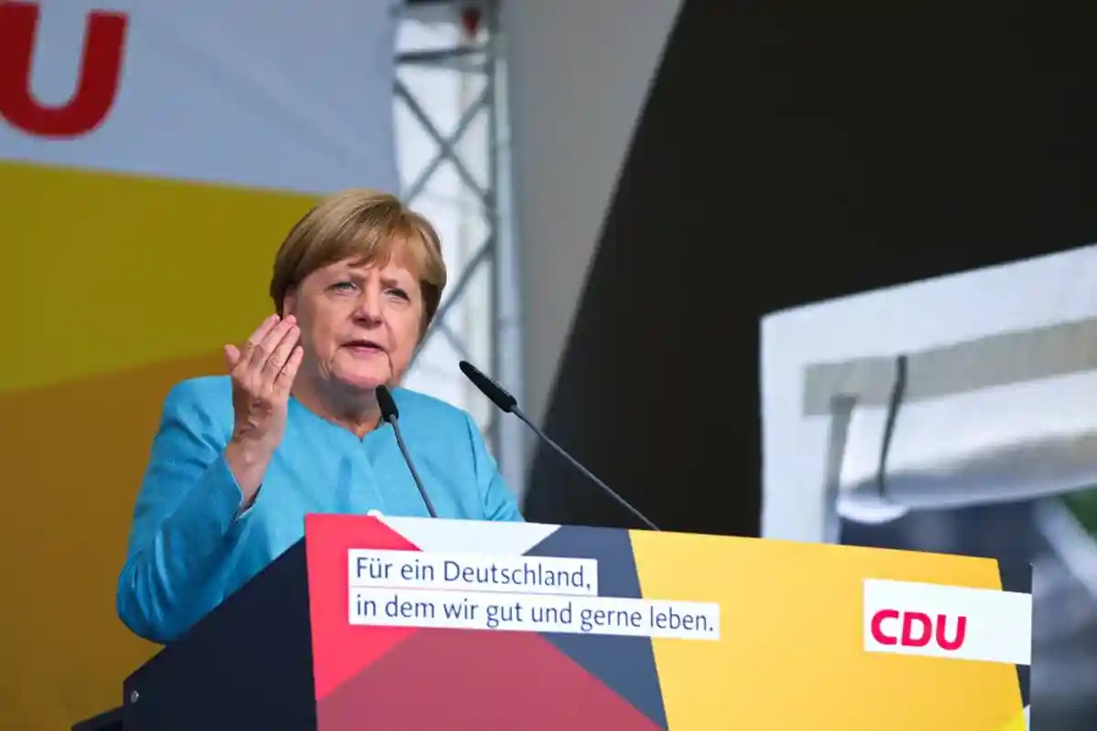 Ангела Меркель: «Мы учтем мнение тех, кто проголосовал за «АдГ» фото 1