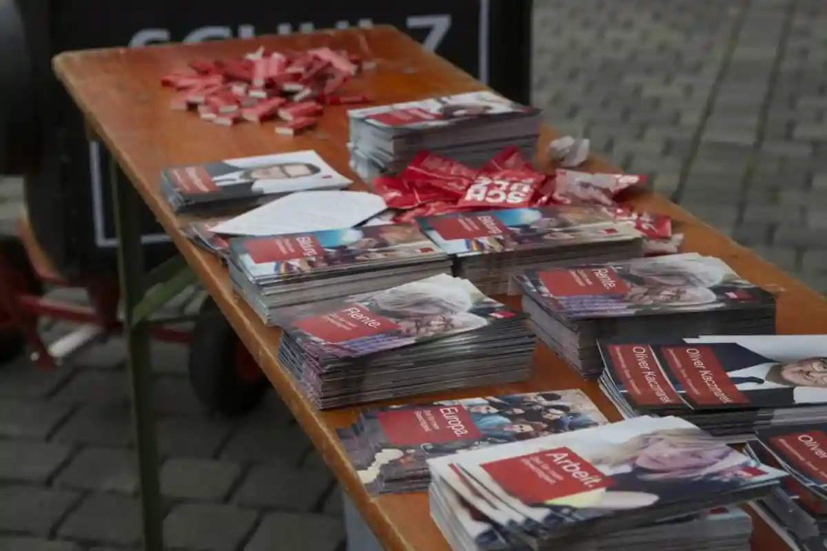 журналы призывают немок прийти на выборы