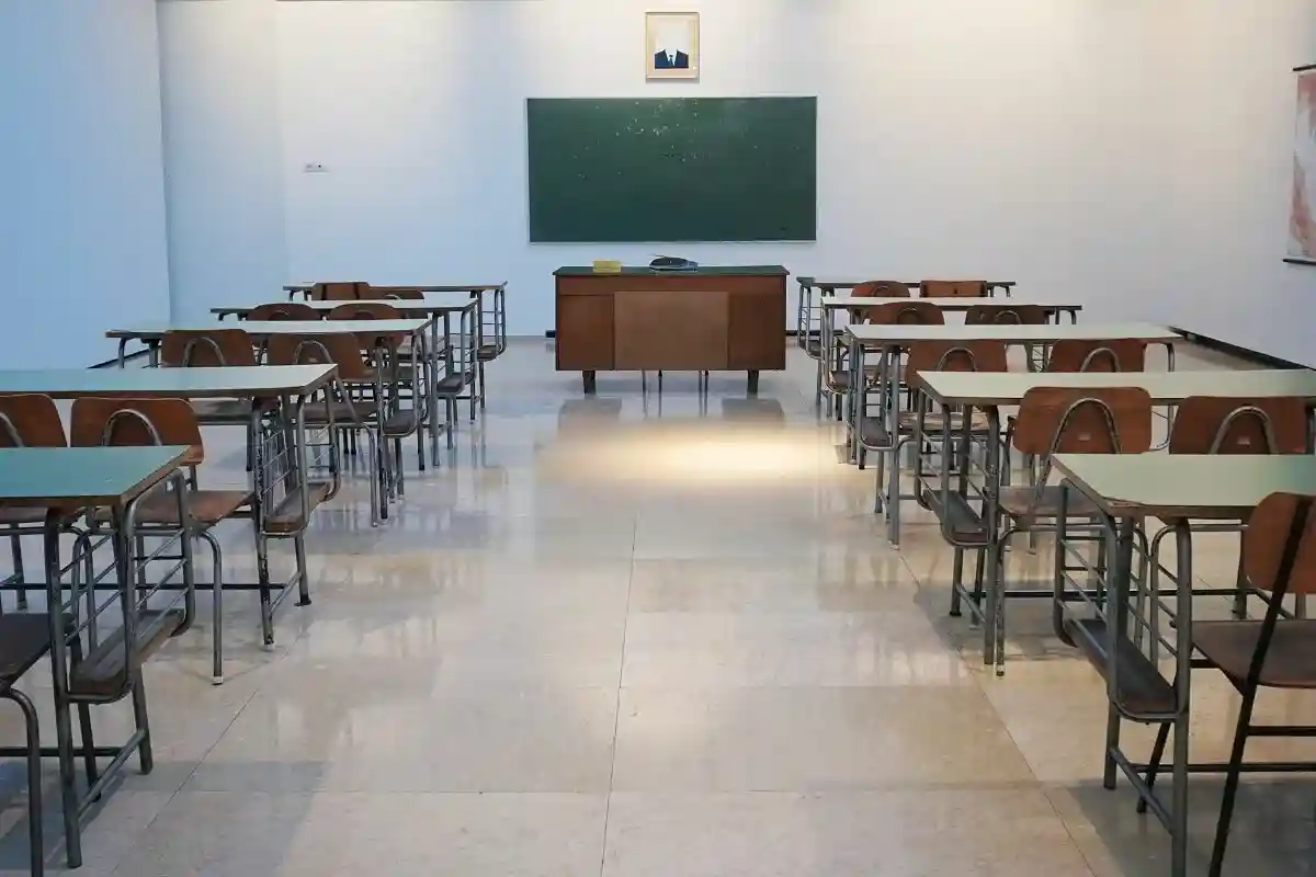 Ассоциация учителей Германии требует 10 млрд. евро на ремонт школ. Фото: Ivan Aleksic / unsplash.com