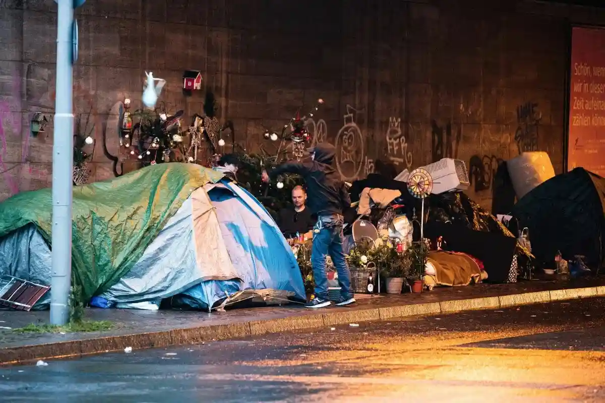 Количество бездомных людей в Берлине рекордно растет. Фото: aussiedlerbote.de