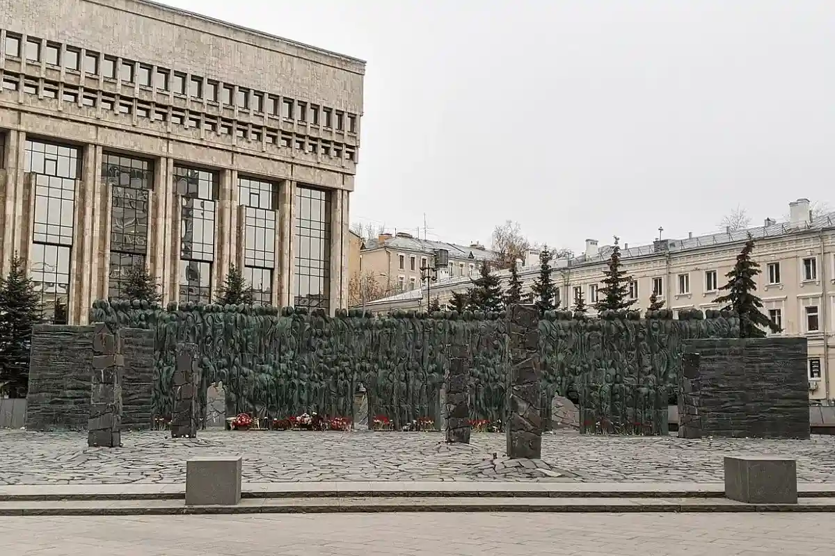 В Москве открыли памятник жертвам политических репрессий. Фото: wikipedia.org