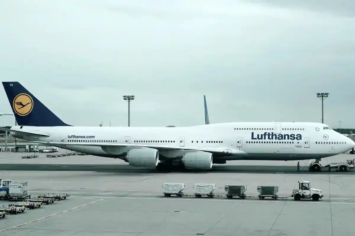 Компания Lufthansa отказывается комментировать вопрос о том, сколько она выиграла в финансовом плане от банкротства Air Berlin. Фото: Nick Herasimenka / unsplash.com