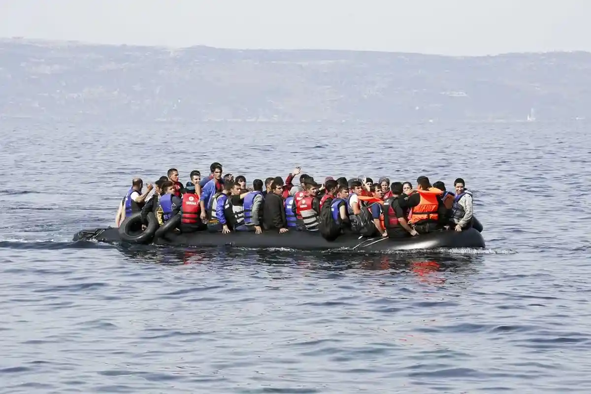 Эксперт: контрабандисты заманивают мигрантов в опасные путешествия через «Фейсбук» фото 1
