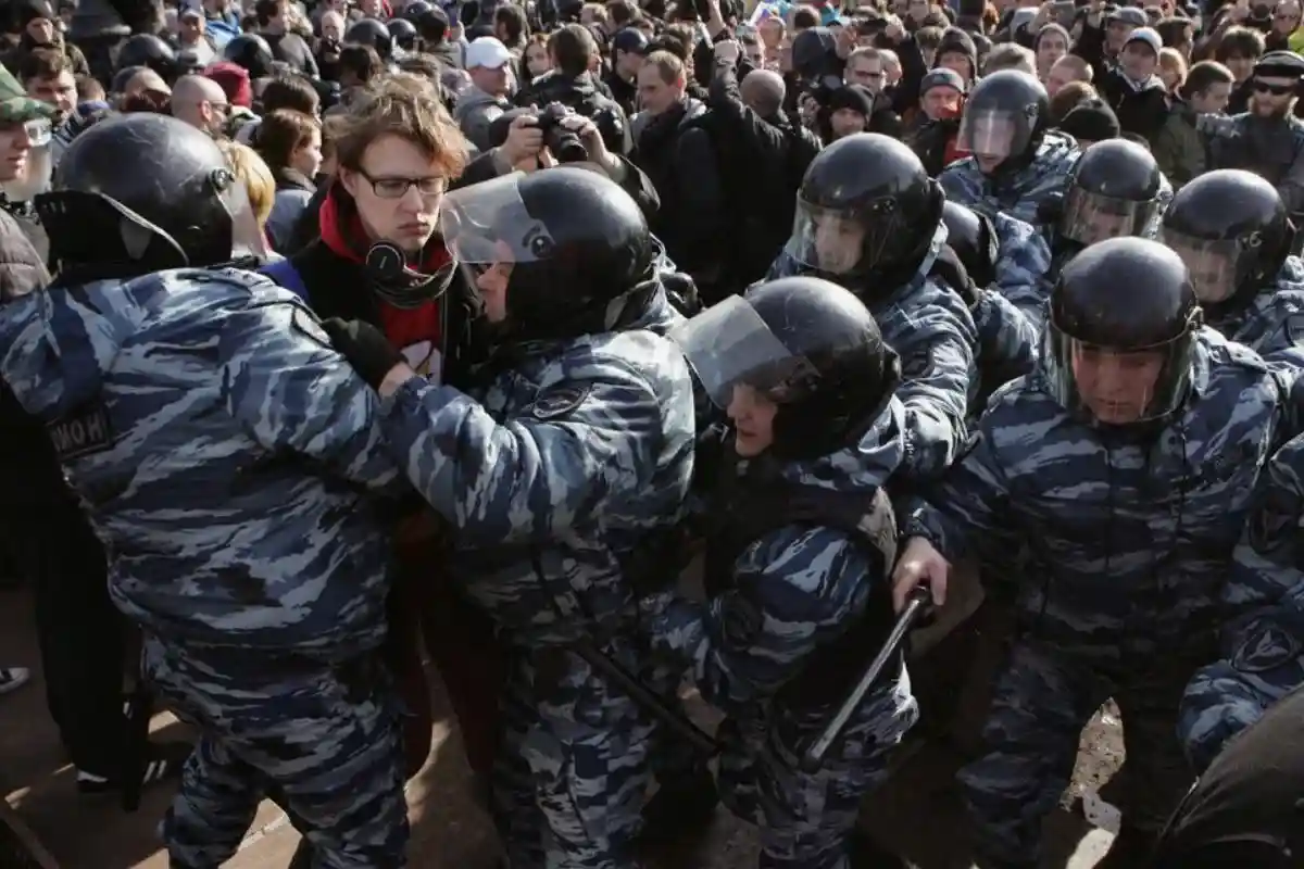 Права человека в России вызывают тревогу. Фото: shutterstock.com