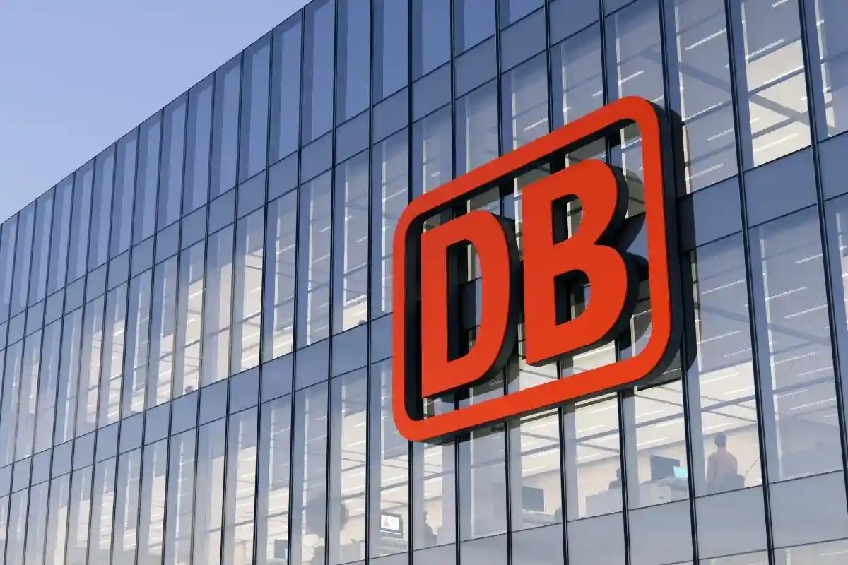 Старые мусорники Deutsche Bahn раскупают в Интернете. Узнайте зачем фото 1