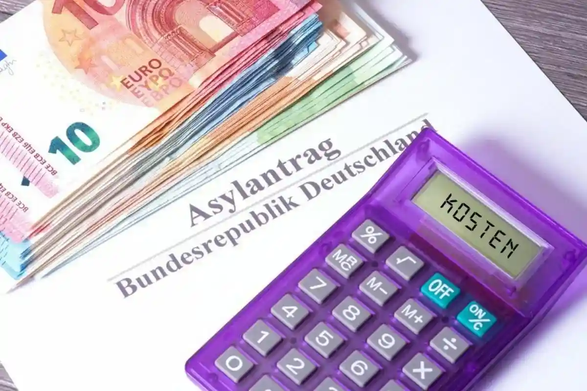 расходы на беженцев в Германии
