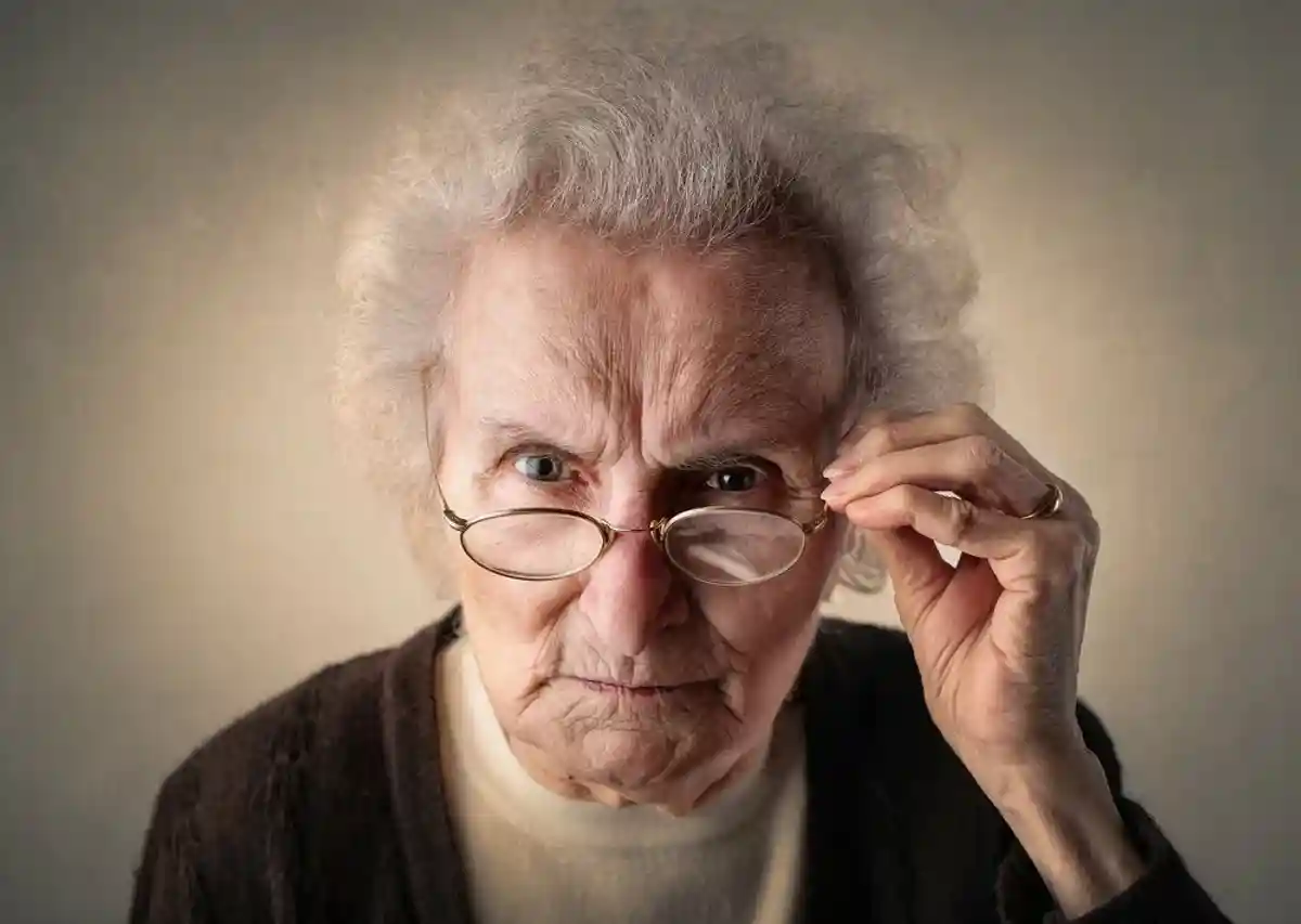 103-летняя жительница Берлина отбилась от злоумышленников тростью фото 1