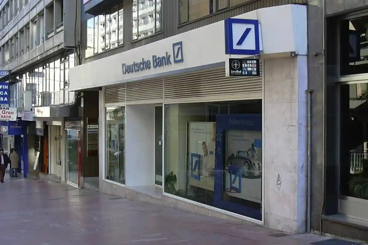 Deutsche Bank. Фото: Oviedo / wikipedia.org