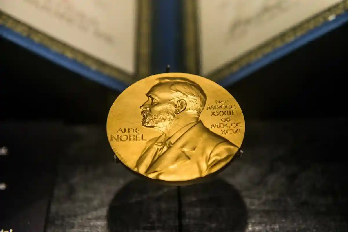 истории о Нобелевской премии