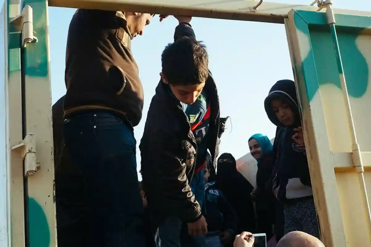В Сааре пятерых беженцев нашли в холодильнике: никто не пострадал фото 1