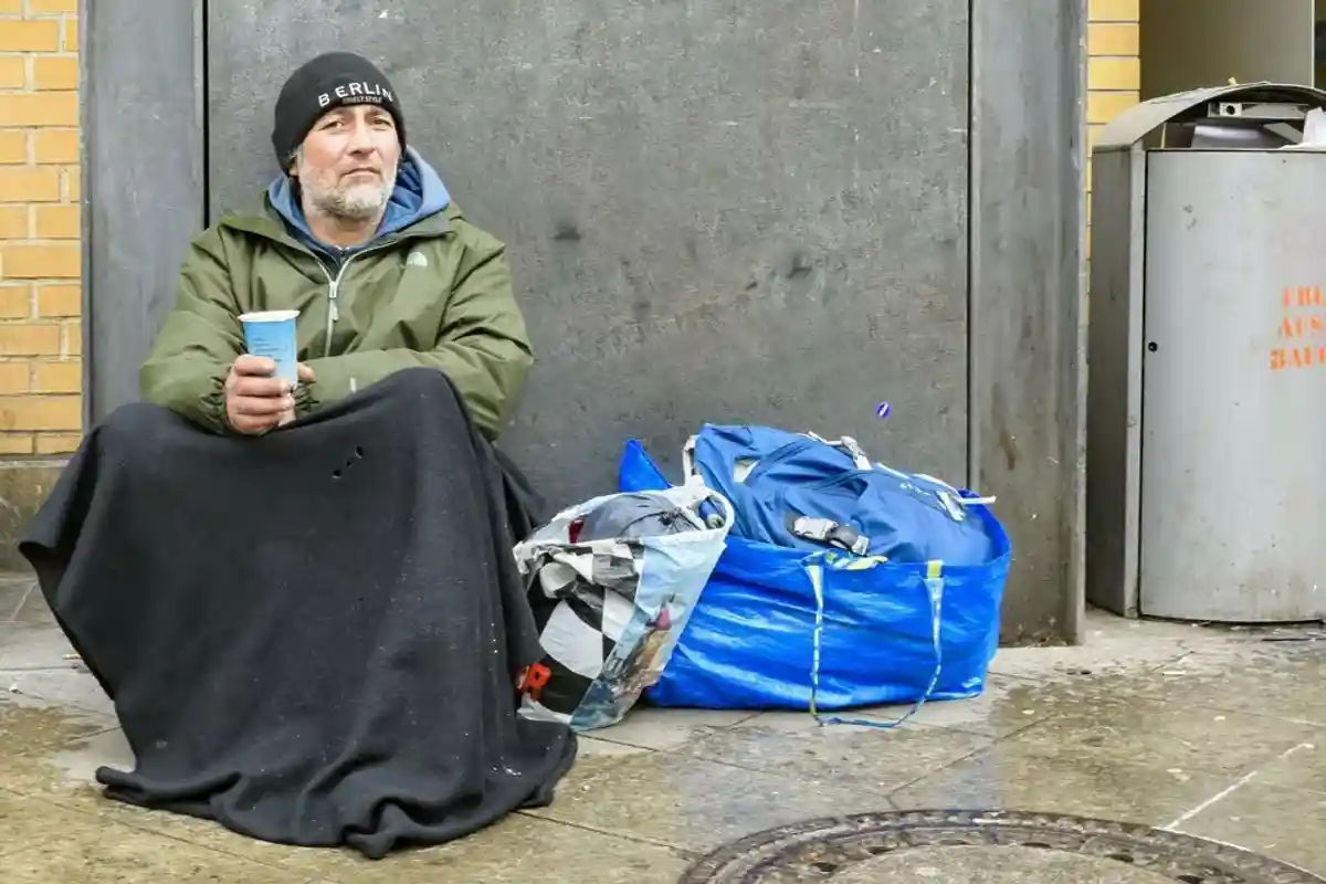 На жилье для бездомных в Берлине выделят более миллиона евро фото 1
