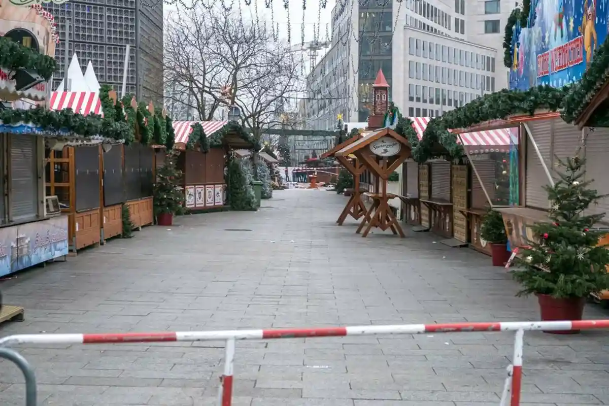 безопасность рождественской ярмарки в Берлине