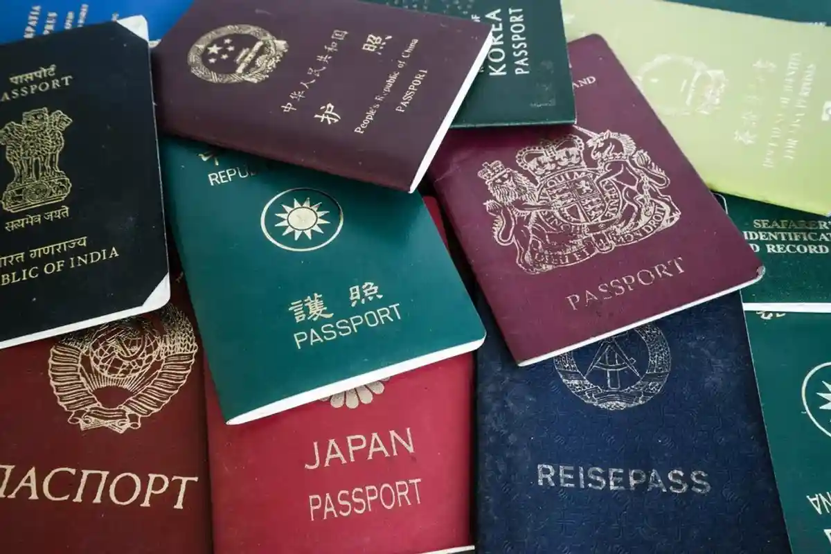 Двойное гражданство в ФРГ собираются отменить . Фото: shutterstock.com