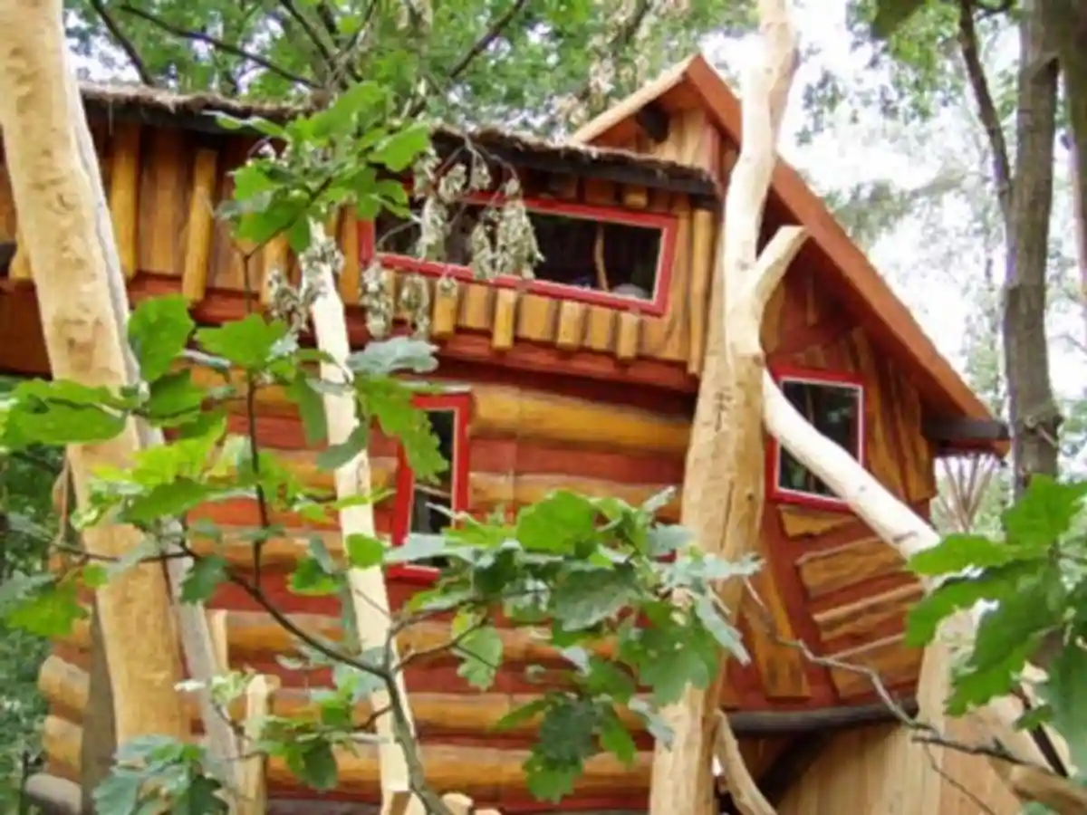 KulturInsel Baumhaus von Fiona