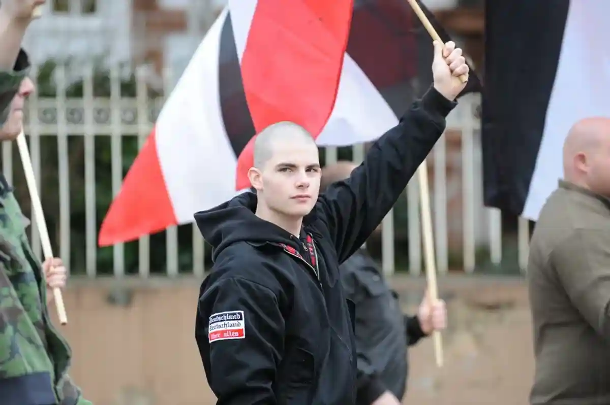 С 2015 года количество разыскиваемых неонацистов в Германии удвоилось фото 1