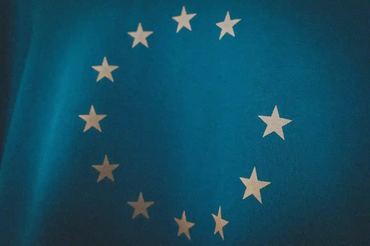 Европейский Союз, без логотипа Великобритании. Фото: Christian Lue / unsplash.com