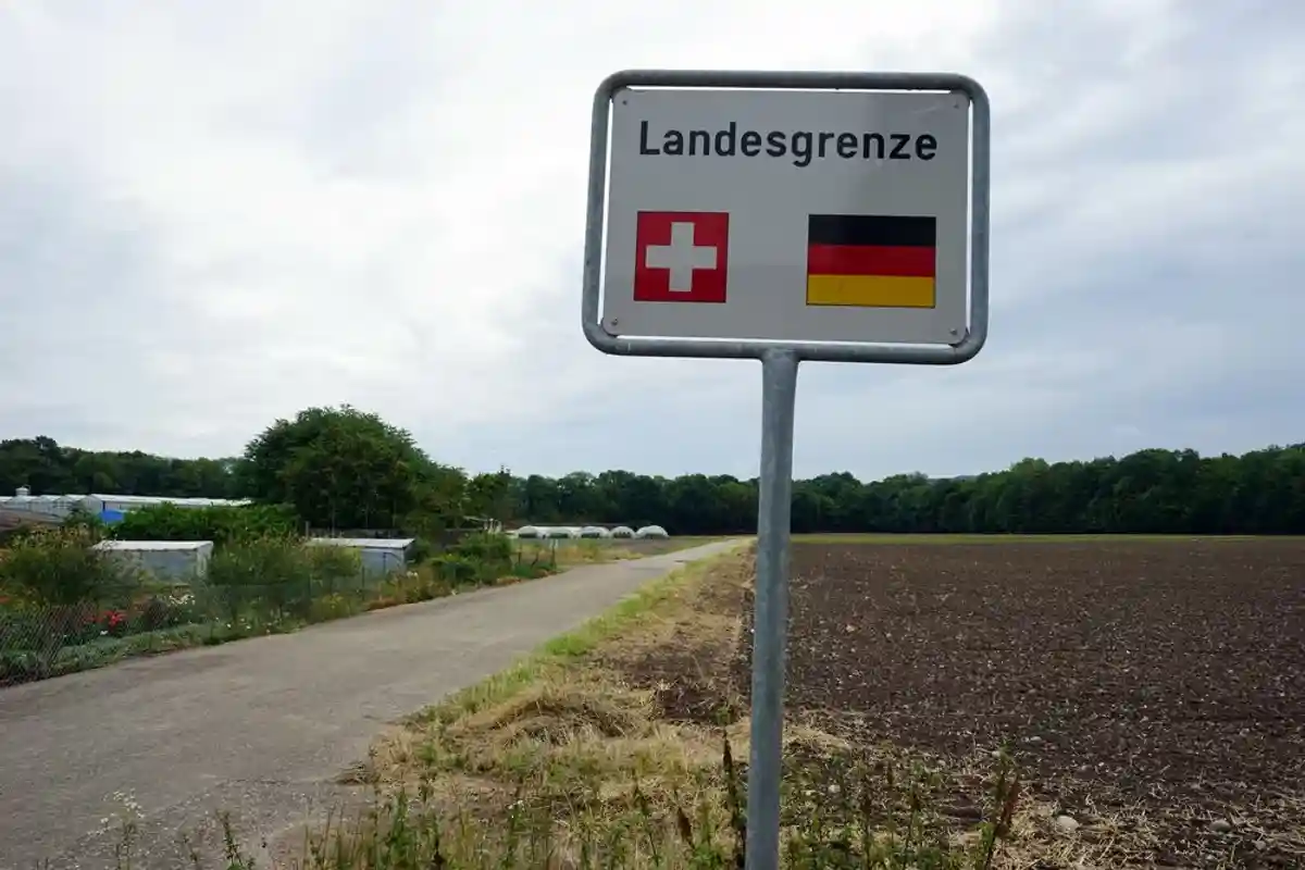 швейцарские просители убежища в Германии