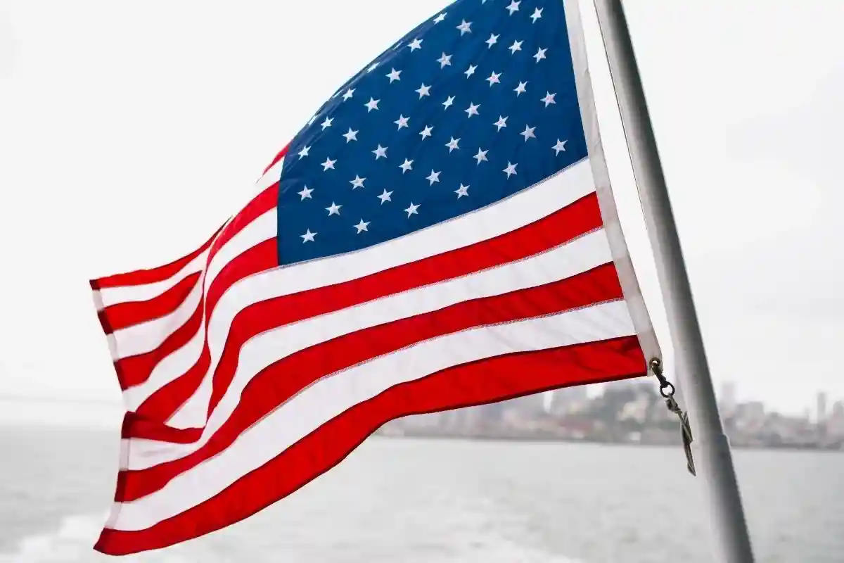 Флаг Америки. Фото: unsplash.com