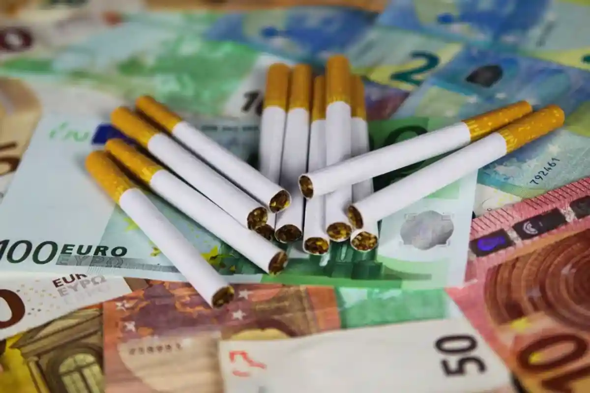 Сигареты деньги