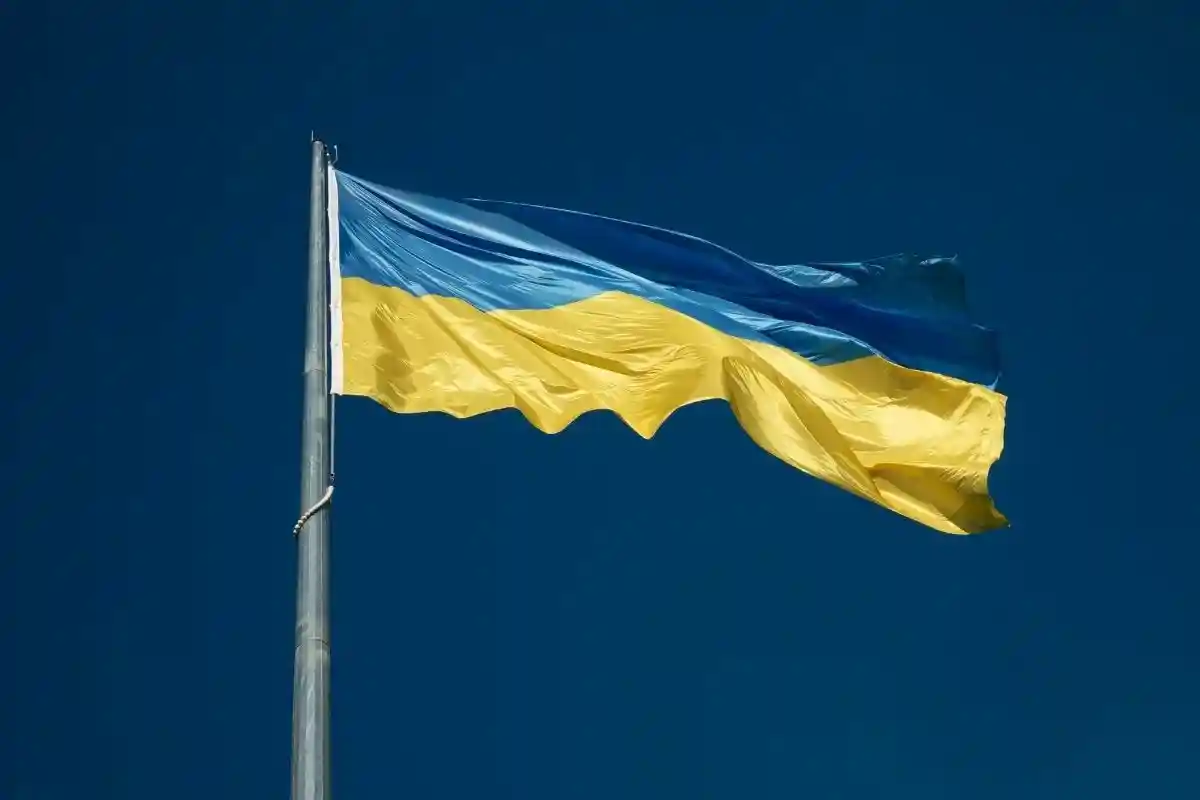 Флаг Украины. Фото: Yehor Milohrodskyi / unsplash.com