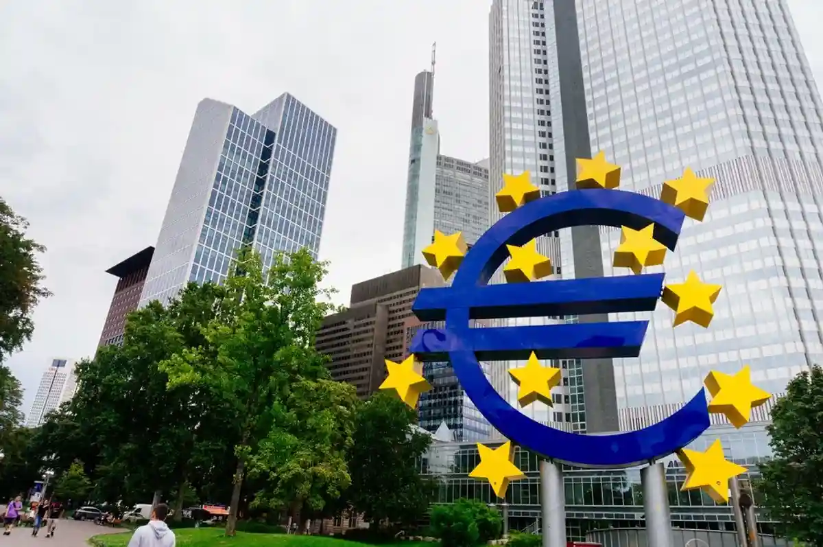 Бомба обезврежена возле офиса Европейского Центробанка во Франкфурте