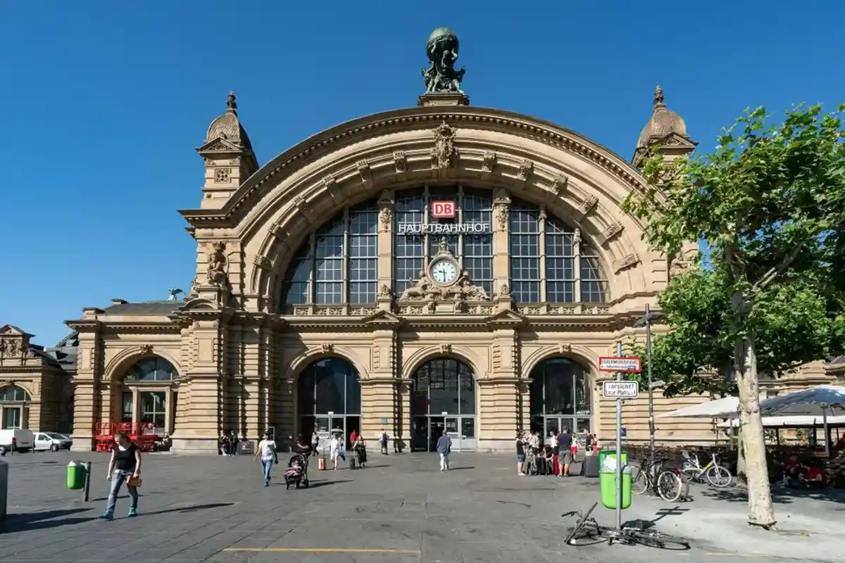 Железнодорожный вокзал Франкфурта