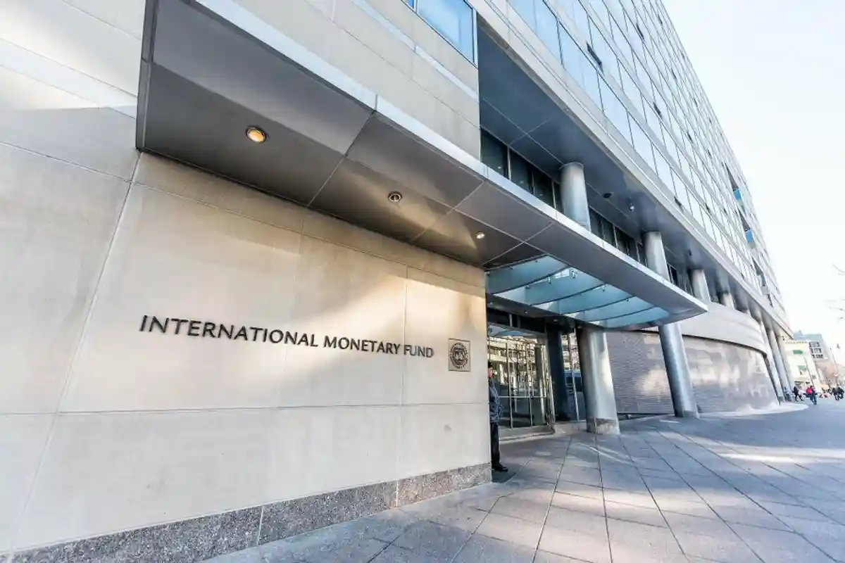 Вход в офис МВФ. Фото: Kristi Blokhin / shutterstock.com