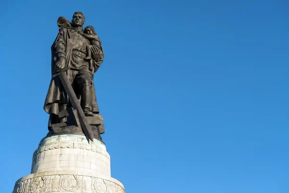 Памятник воину-освободителю Берлин. Фото: shutterstock.com