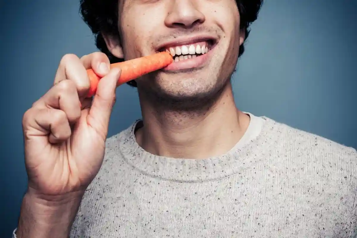 Морковь тонизирует жевательные мышцы. Фото: shutterstock.com