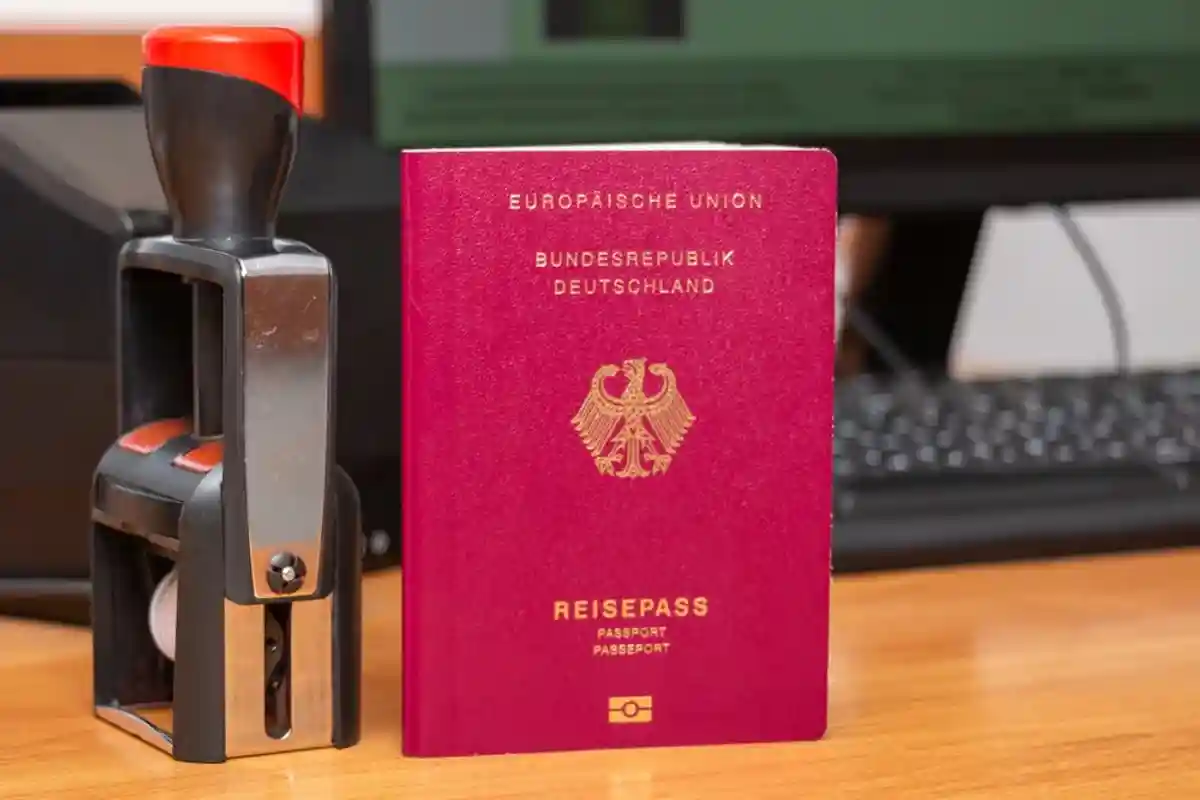 Биометрический немецкий паспорт