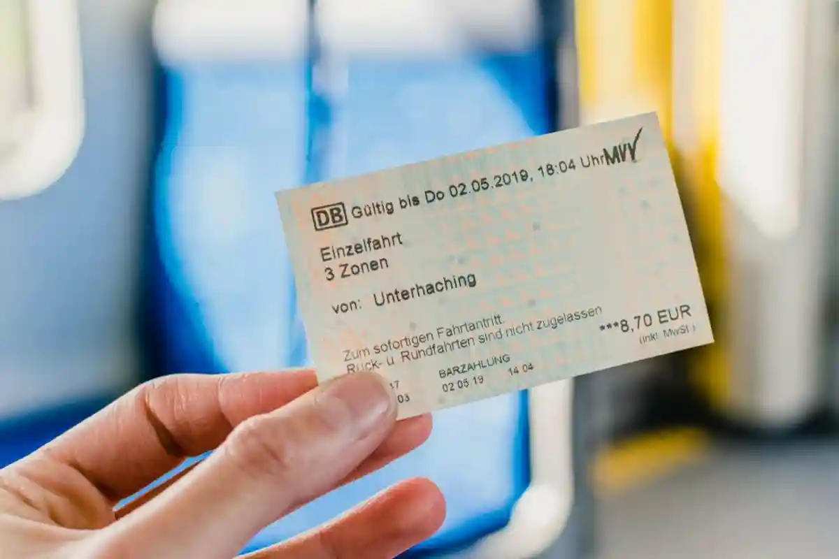 Этот билет дает право на проезд по трем тарифным зонам Мюнхена. из четырех существующих. Фото: Tihana.B / shutterstock.com