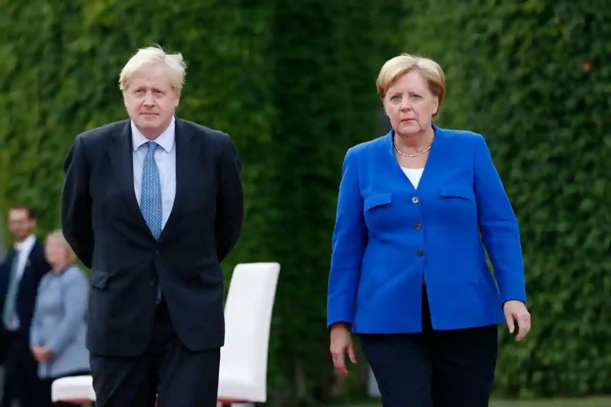 Меркель и Джонсон