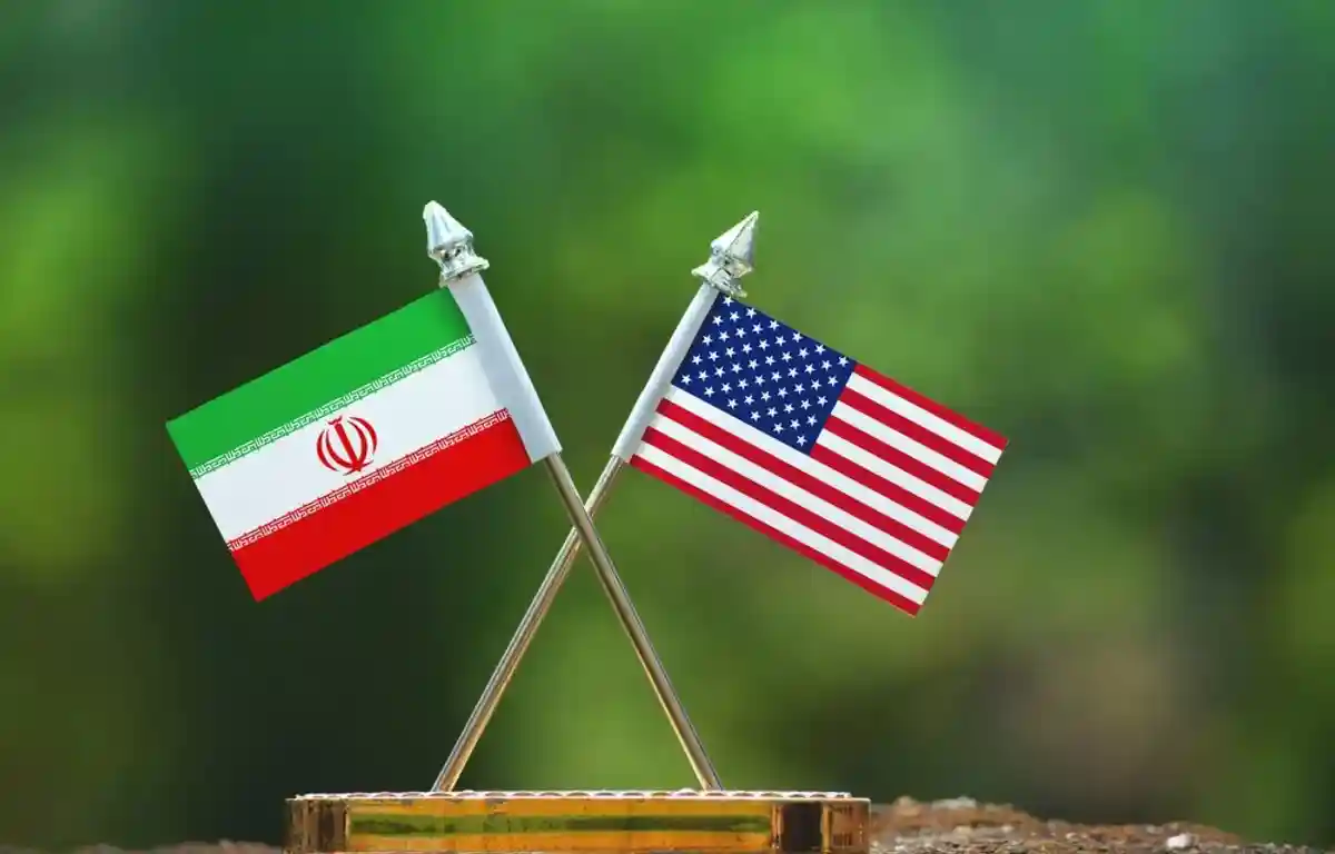 Флаги Ирана и США