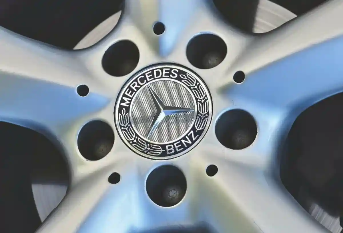 Mercedes wheel