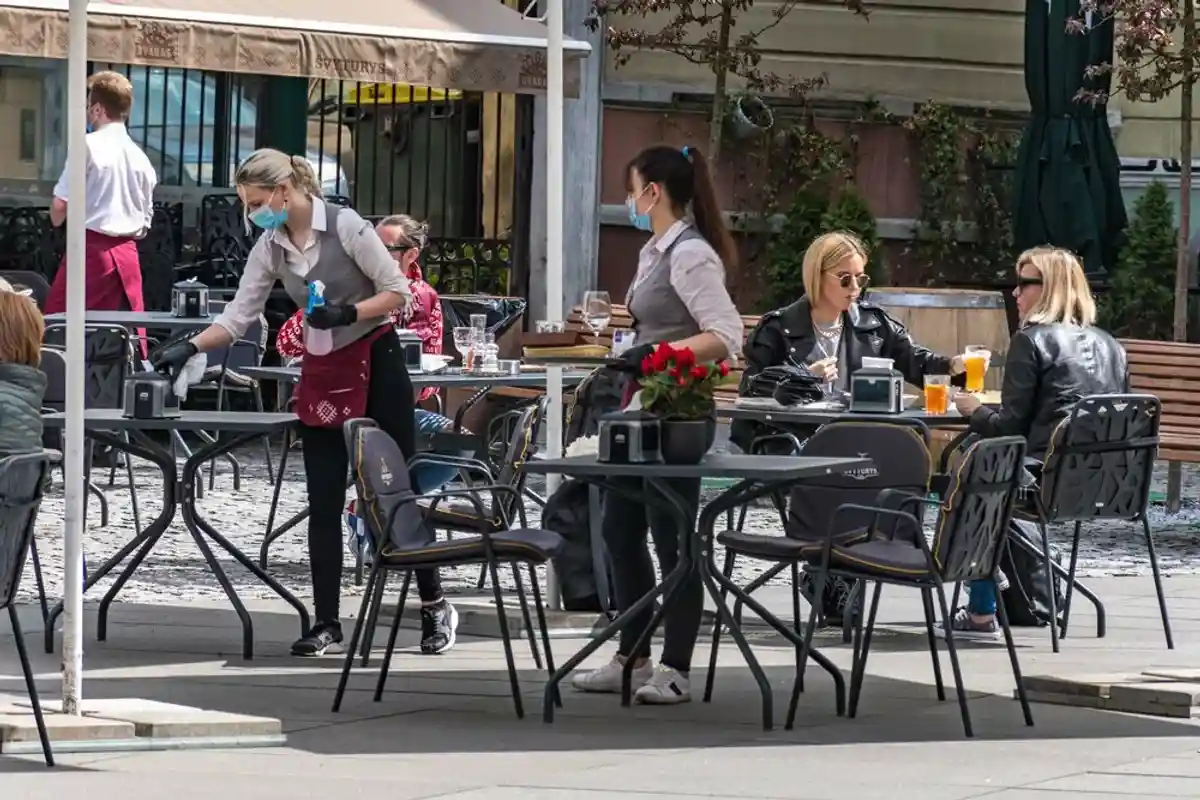 Рестораны в Германии открывают летние площадки