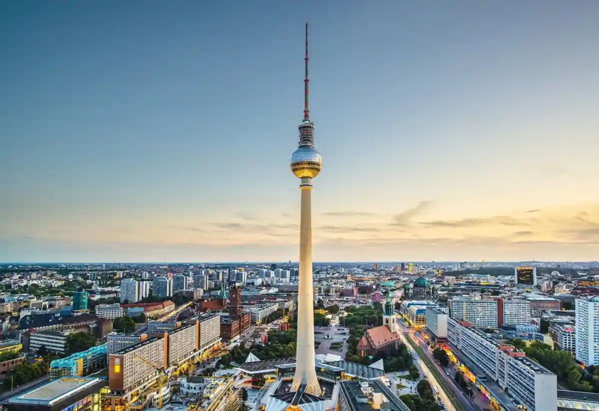 Какой город является столицей германии условия покупки жилья