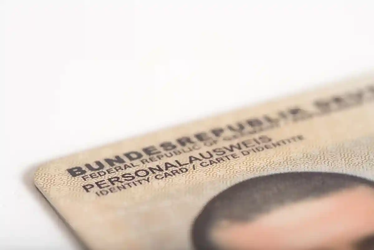 удостоверение личности гражданина Германии Personalausweis