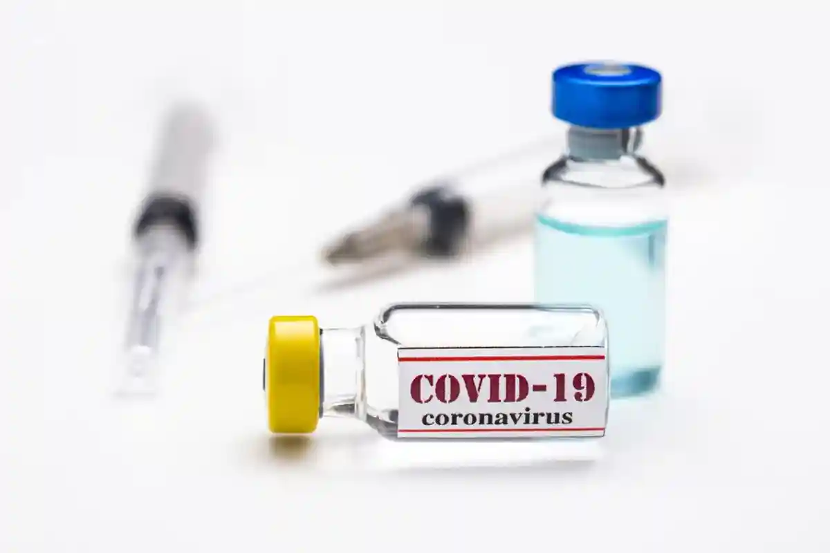 ампула вакцини от коронавируса фото