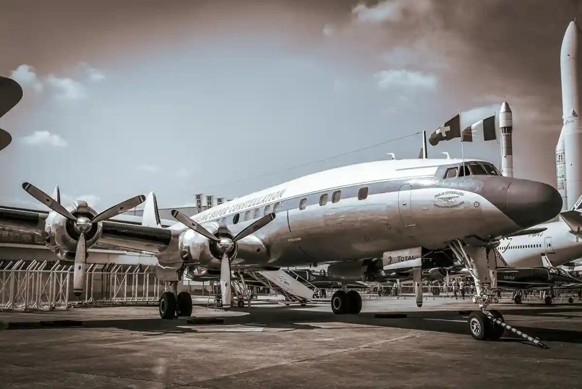 Lockheed Super Constellation был первым пассажирским самолетом в послевоенном Берлине