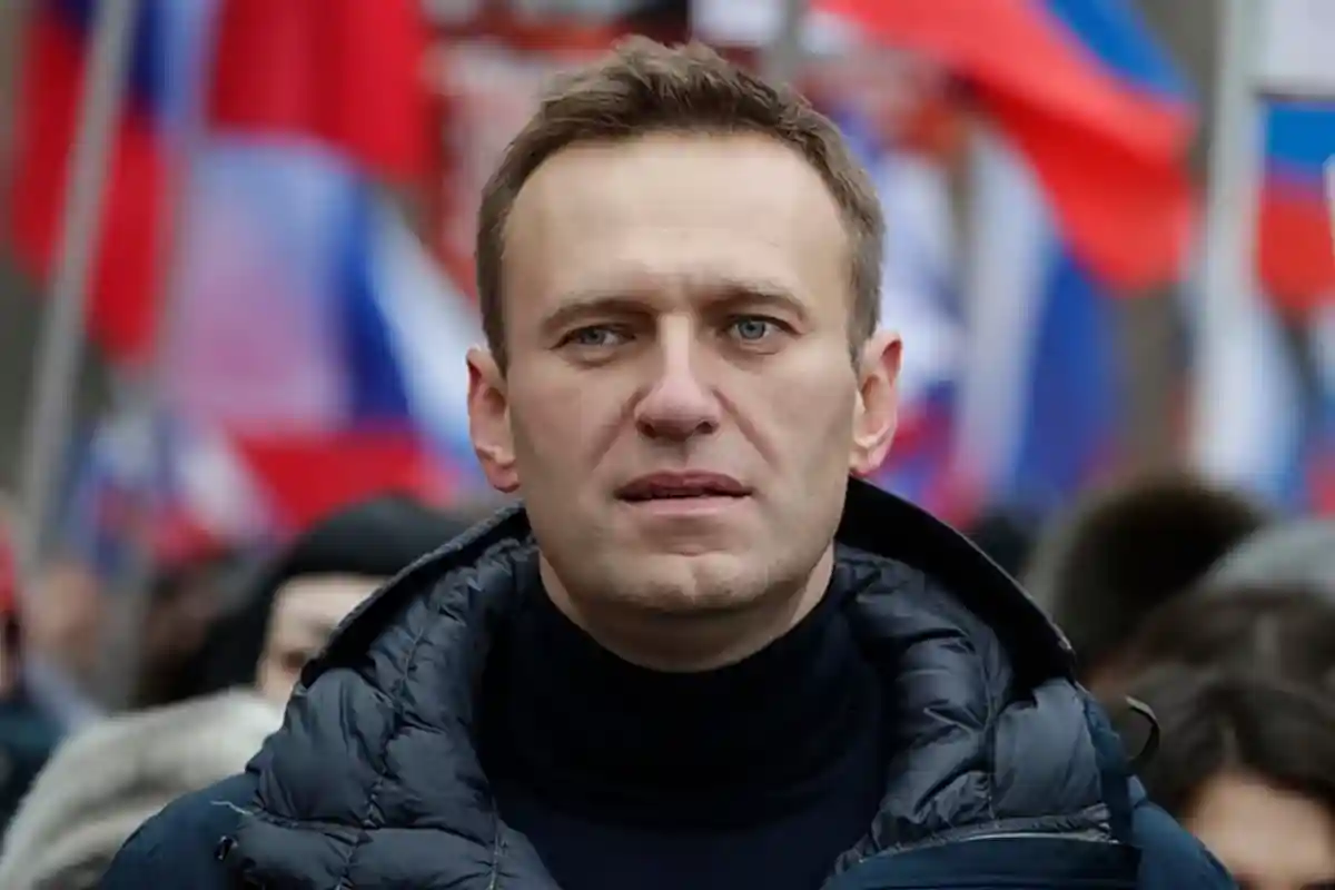 Материалы по отравлению Навального передали для следствия фото