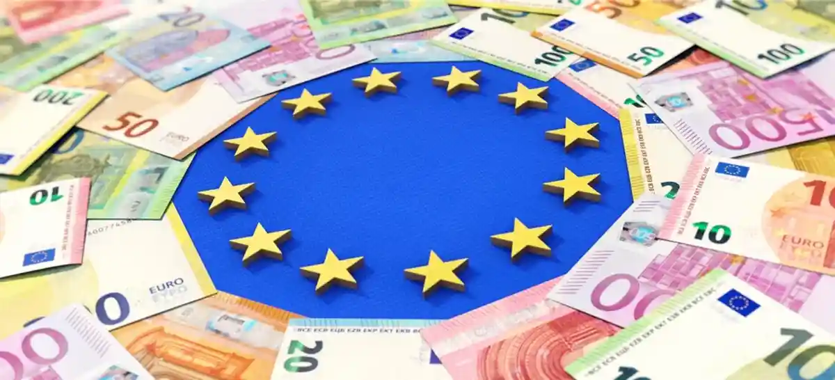 ЕС выплатила 460 миллионов евро Тунису, Косово, Черногории и Северной Македонии. Фото: DesignRage / shutterstock.com