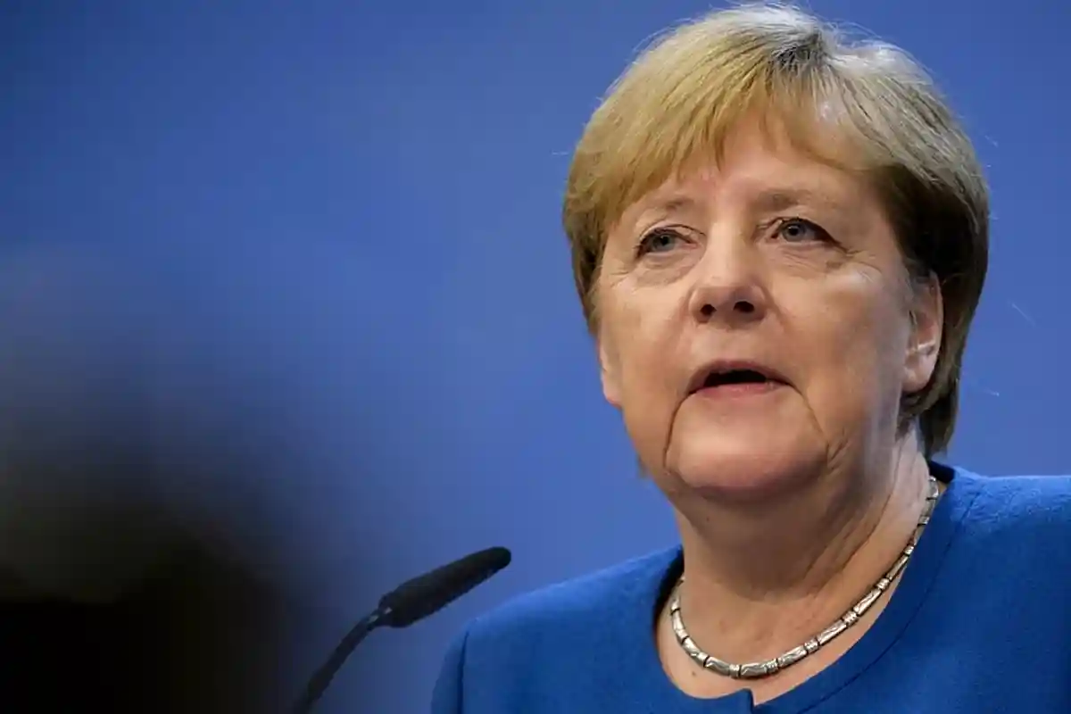 Германия и Россия по-прежнему нуждаются в диалоге, заявила Ангела Меркель