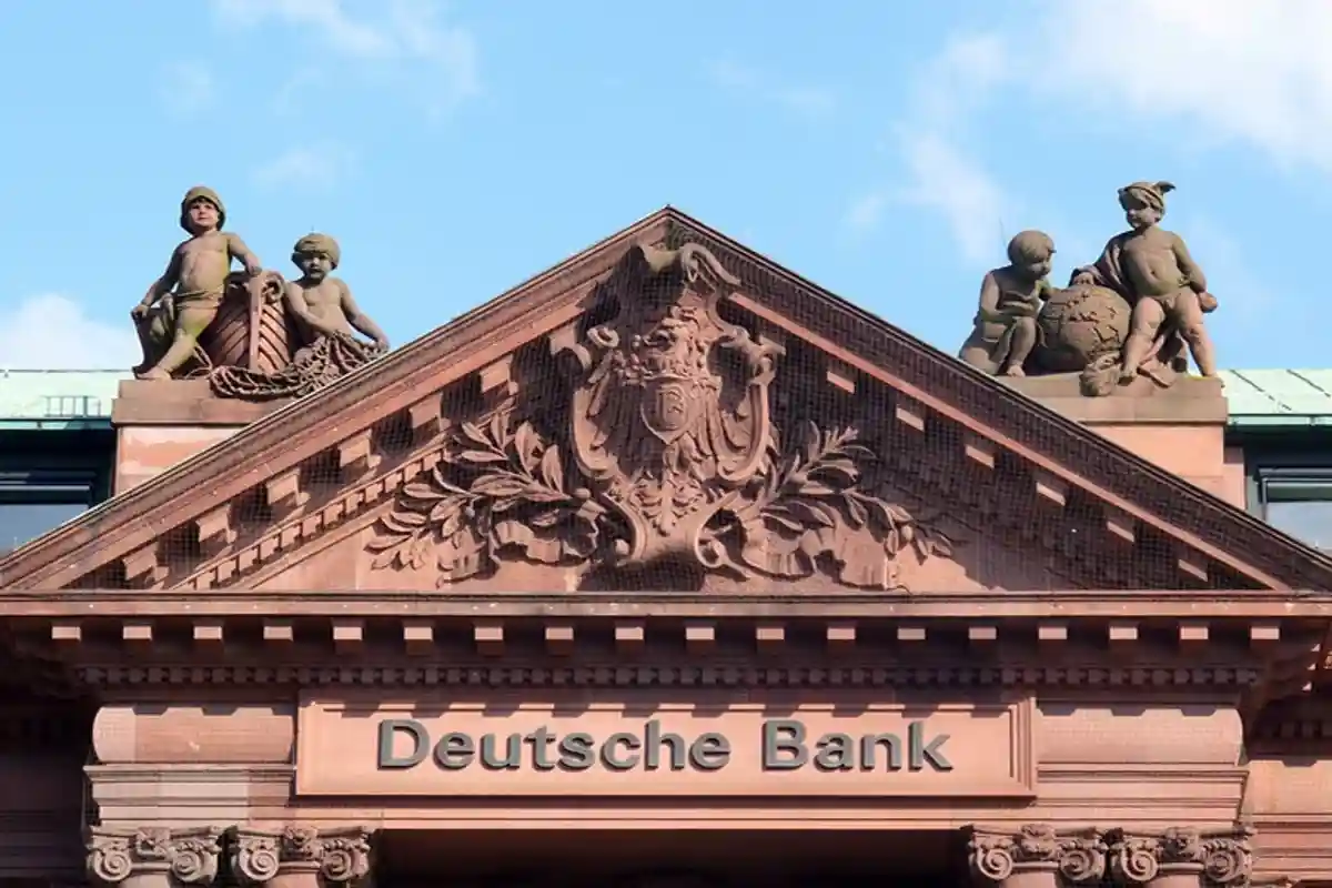Deutsche Bank в 2021 году Фото: Автор: Martynova Anna / shutterstock.com