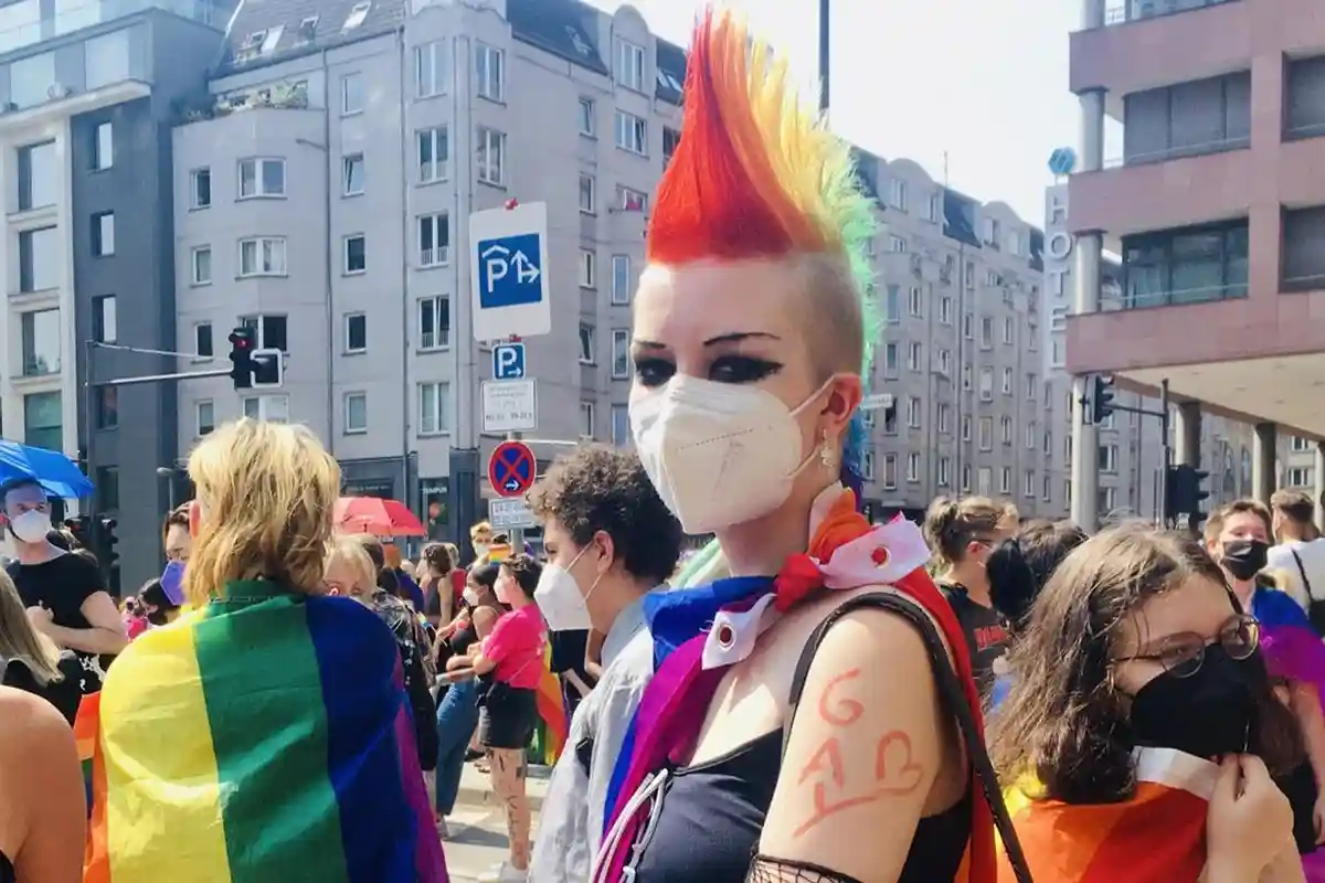 Гей-панк второй раз на гей-параде. Фото: Nadine Lange