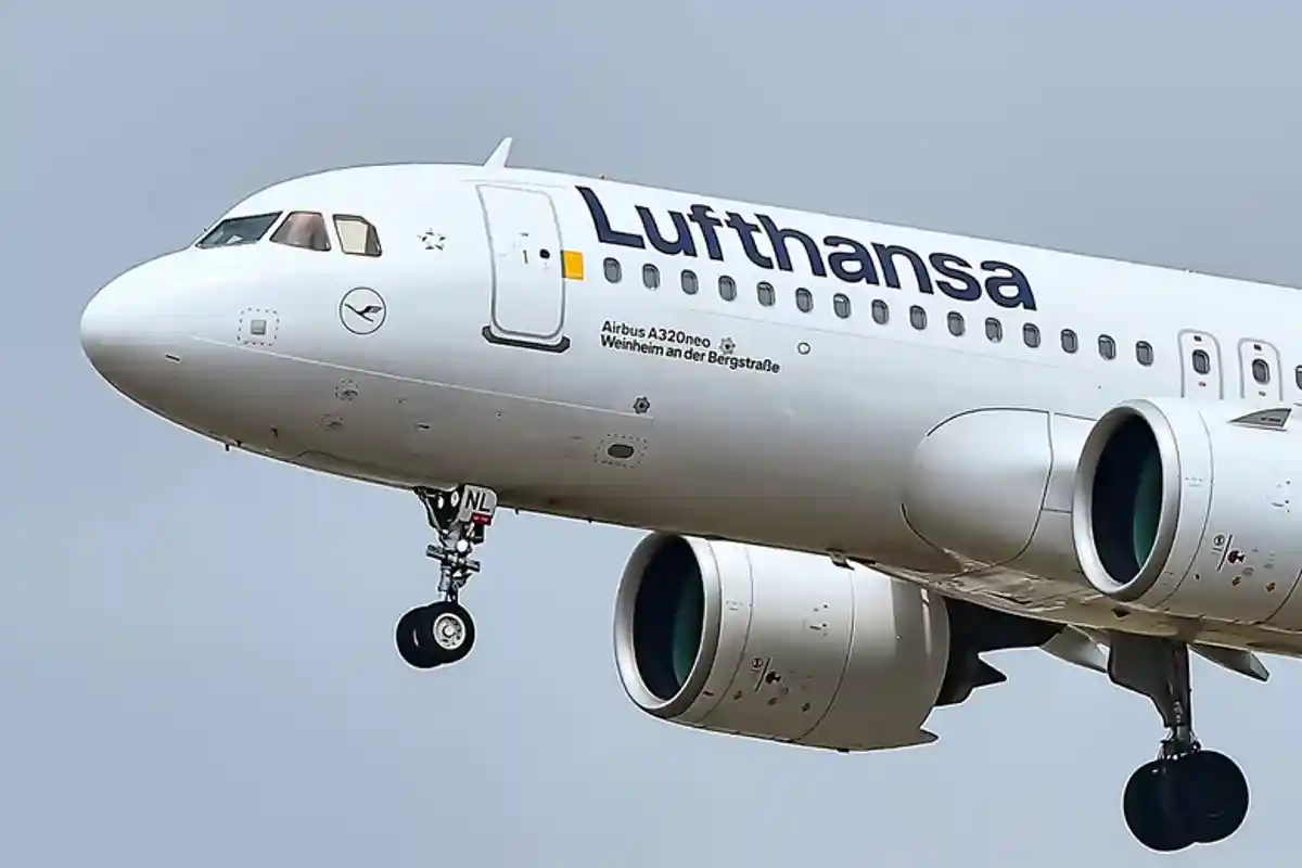 Lufthansa получает 1 млрд евро Автор: Vytautas Kielaitis / shutterstock.com