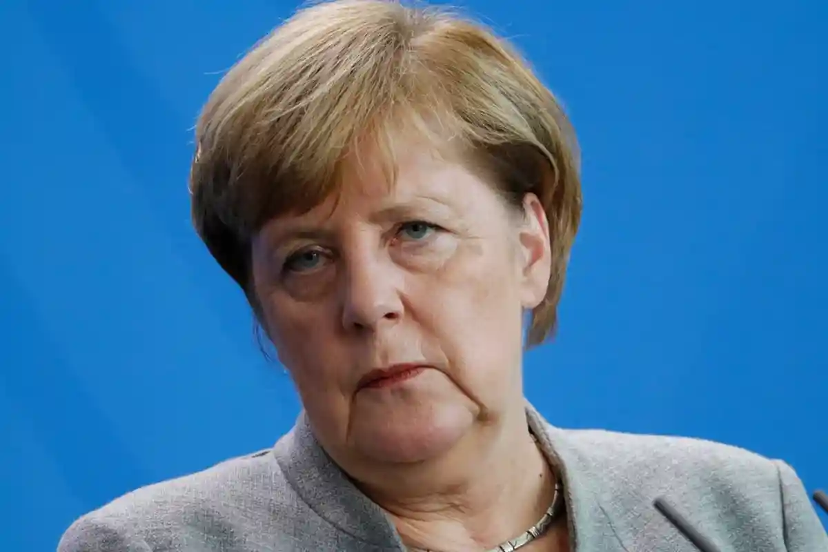 COVID-Вакцинация: Меркель призывает всех скорее делать прививки