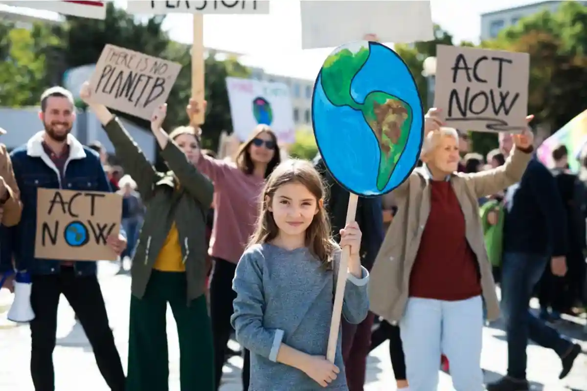 Одной из самых важных проблем общества жители Германии считают изменение климата, которое неблагоприятно влияет на жизнь человечества. Фото: Halfpoint / shutterstock.com 